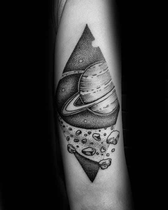 Incredible Saturn Tattoos For Men