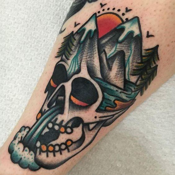 incredible-traditional-mountain-tattoos-for-men