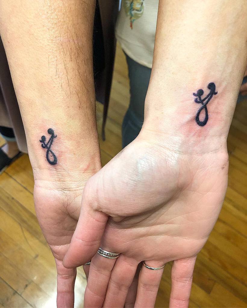 infinity-matching-mother-daughter-tattoo-nytiffany13