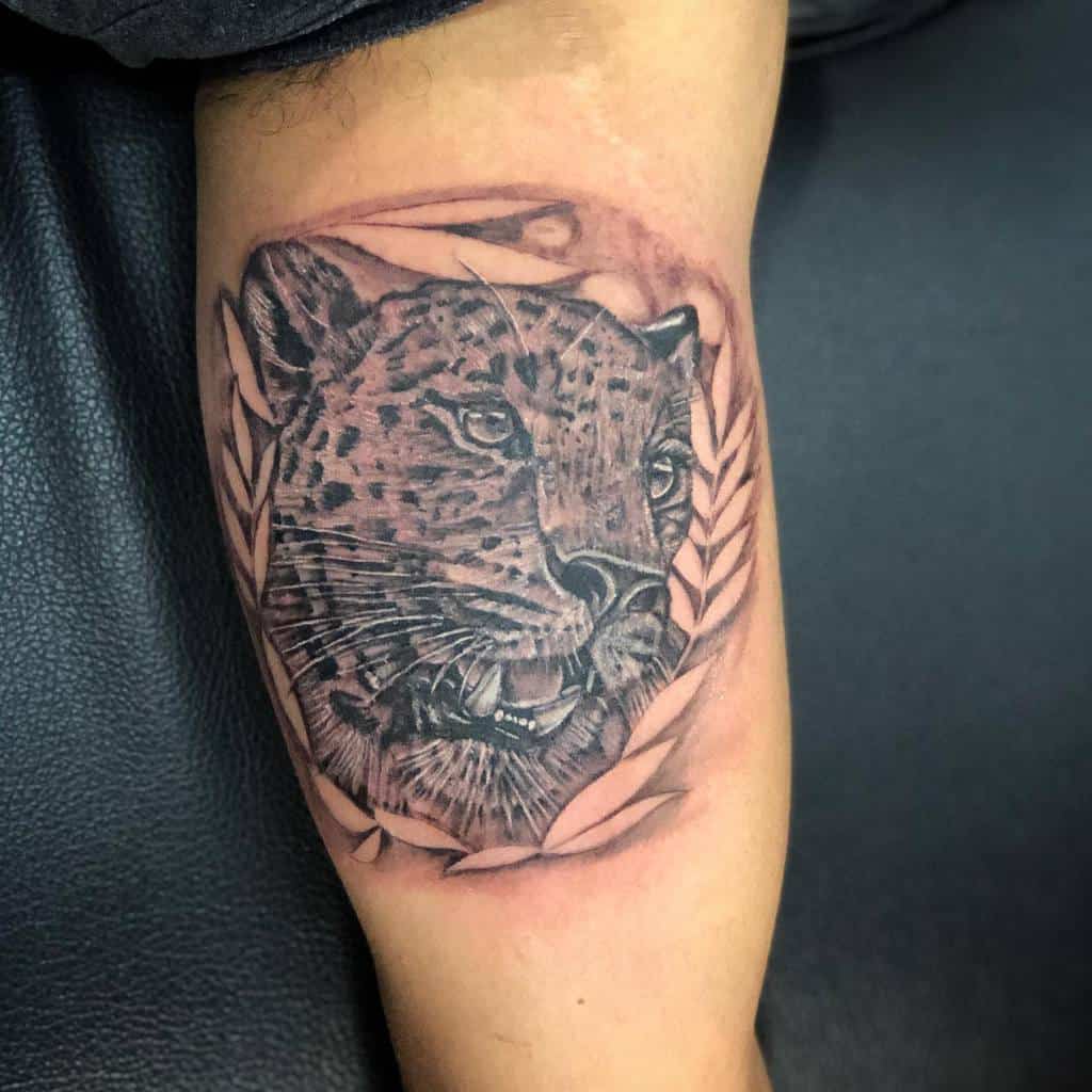 inked-jaguar-tattoo-renetattoo81