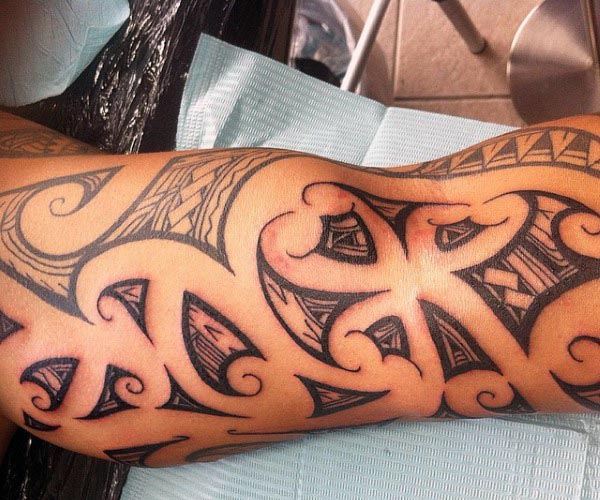 Tribal Inner Bicep Tattoo Designs For Men