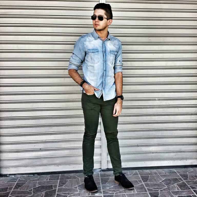 53 Best Men’s Green Pants Outfits [2023 Style Guide]
