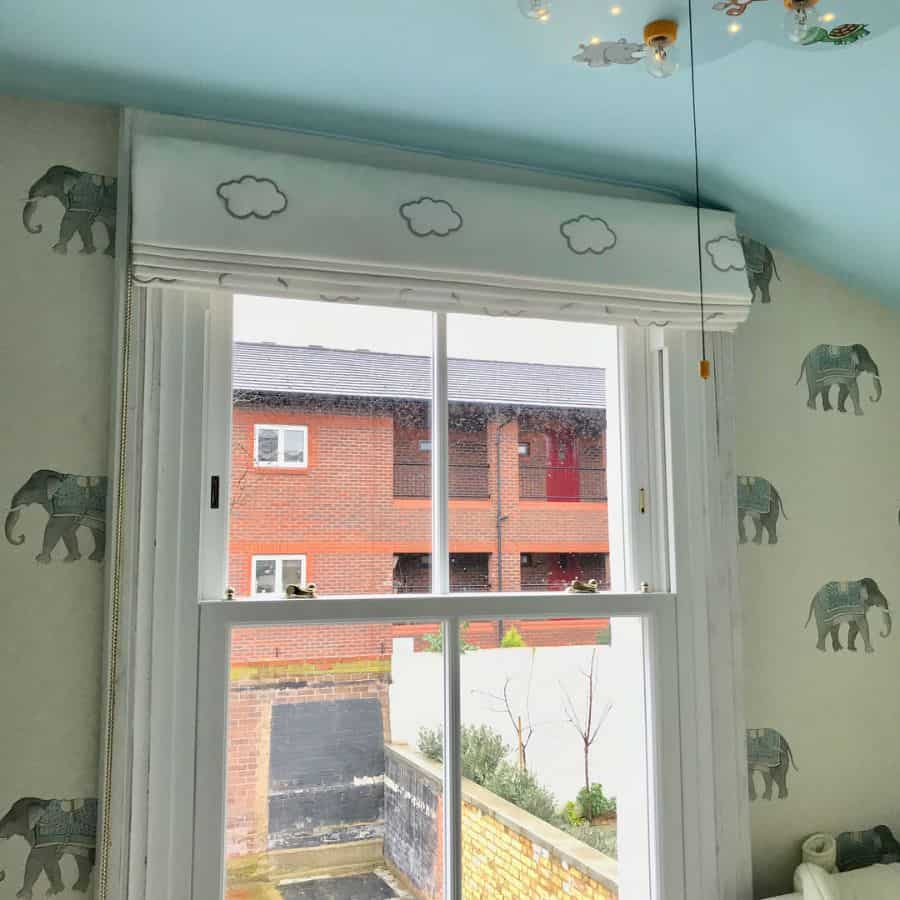 kids room elephant wallpaper