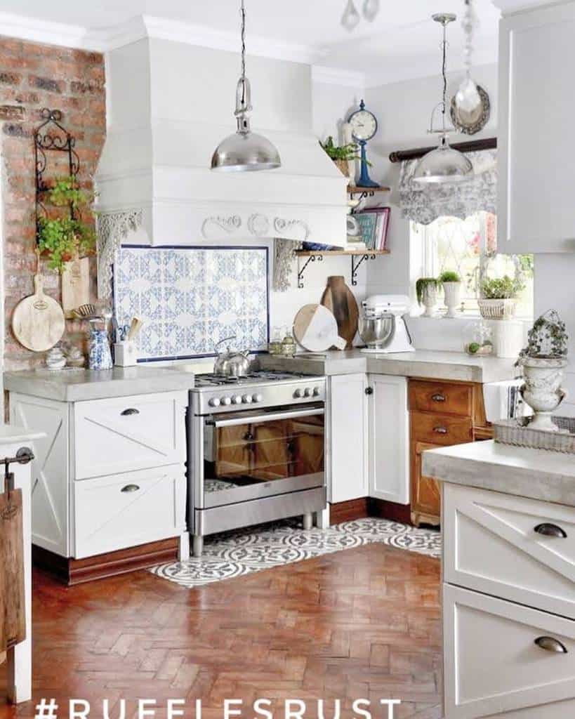 Kitchen French Country Decor