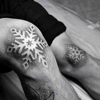 Knees Snowflake Mens Tattoos