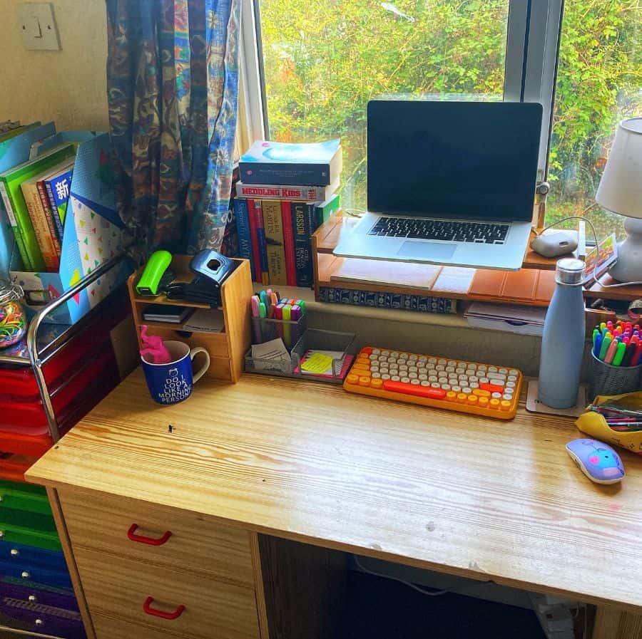 laptop desk setup ideas abi_not_barbie