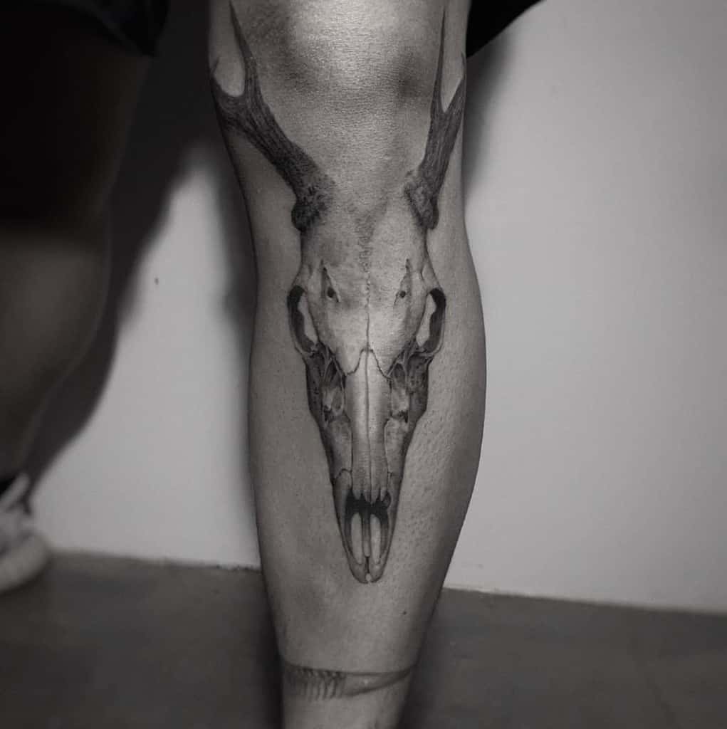 leg deer skull tattoo min.ink