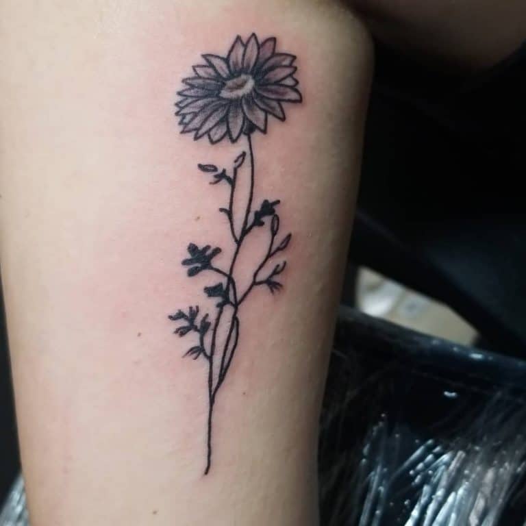 41 Simple Flower Tattoo Ideas [2023 Inspiration Guide]