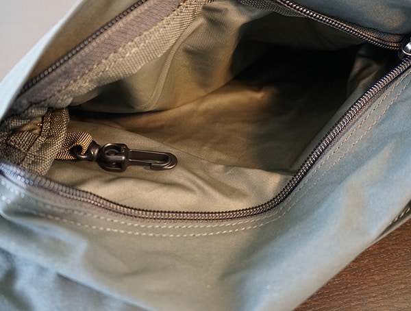 Lid Pocket Compartment Unzipped With Key Hook Fjallraven Kajka Backpack