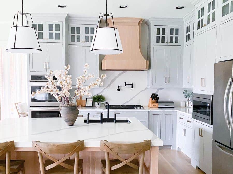 country style white cabinet kitchen 