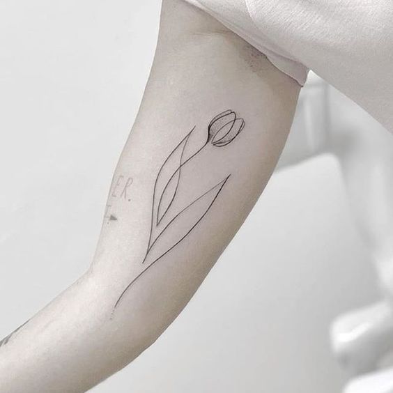 Line Arm Tulip Tattoo