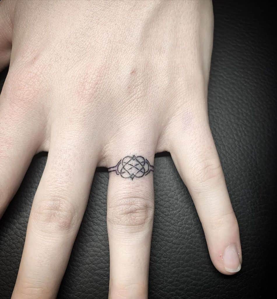 line ring tattoos lewcid_ink