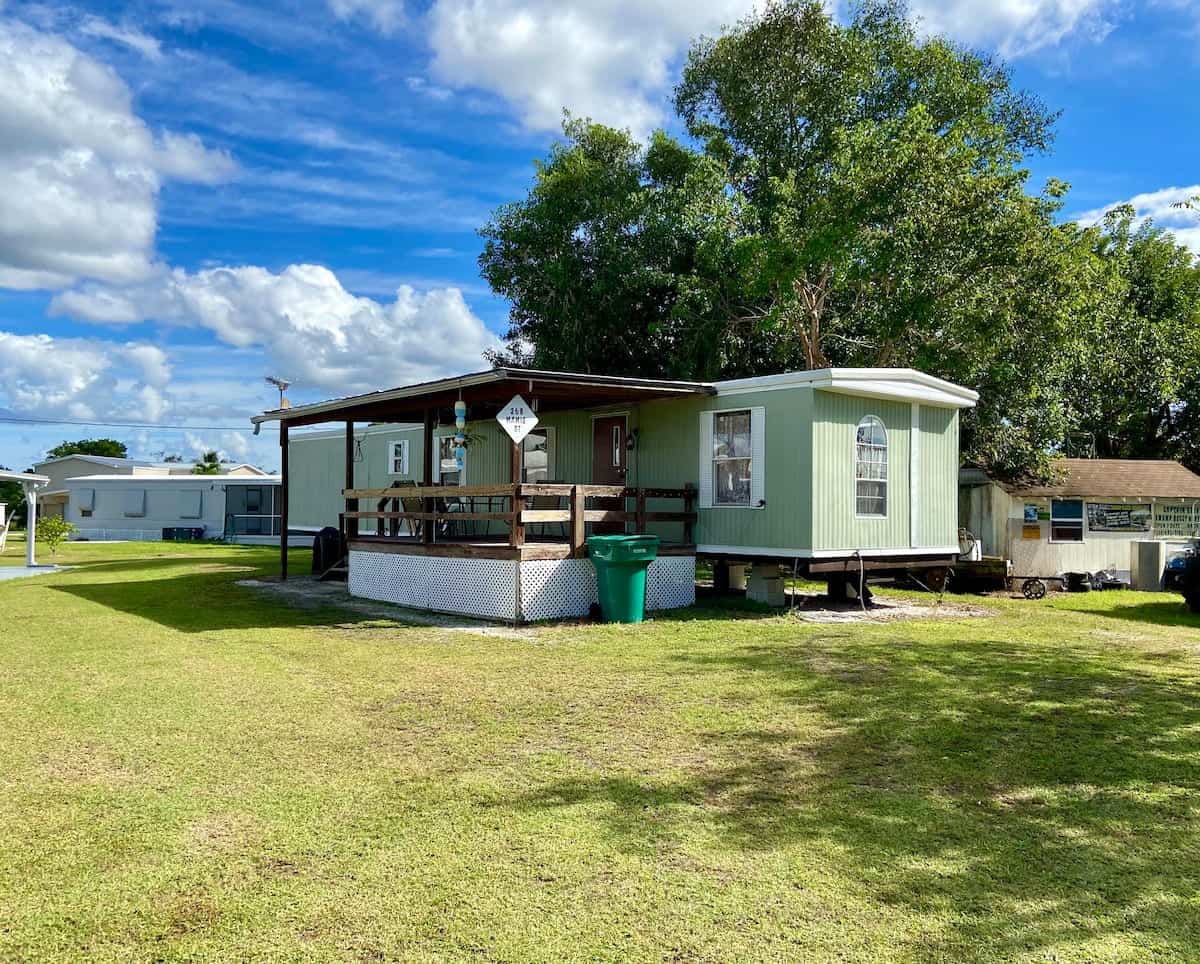 log-cabin-rentals-10