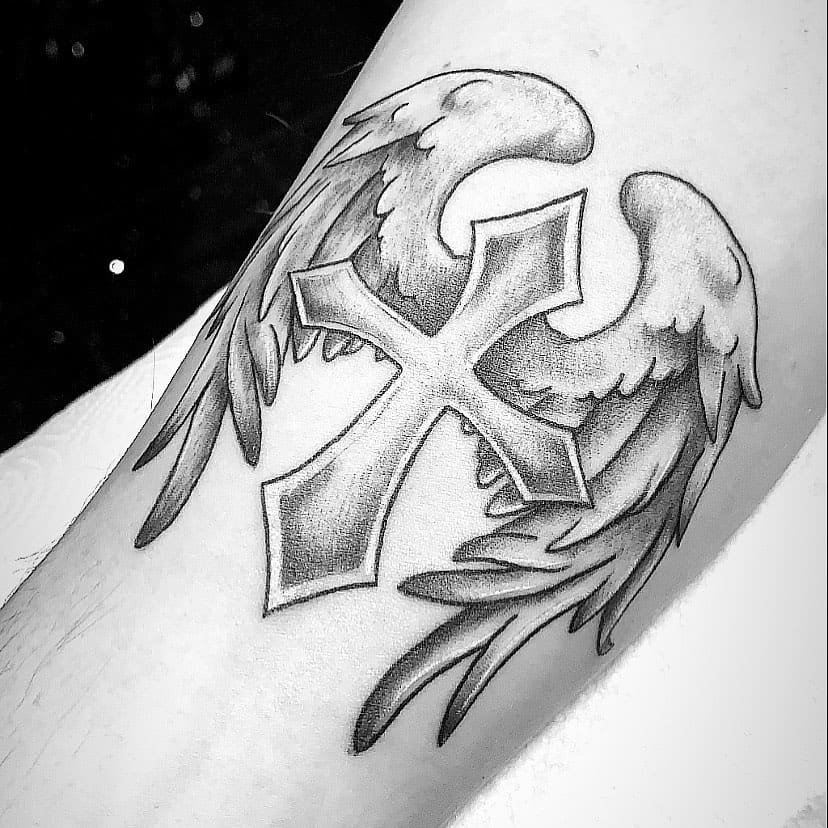 love-angel-wing-tattoo-alina.tattooartist