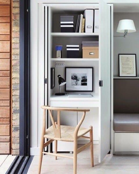 small closet office space