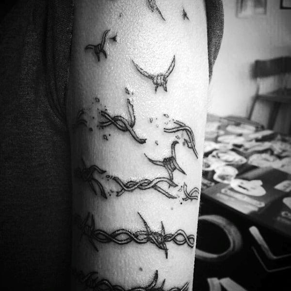 Male Barbed Wire Tattoo Broken Metal Design