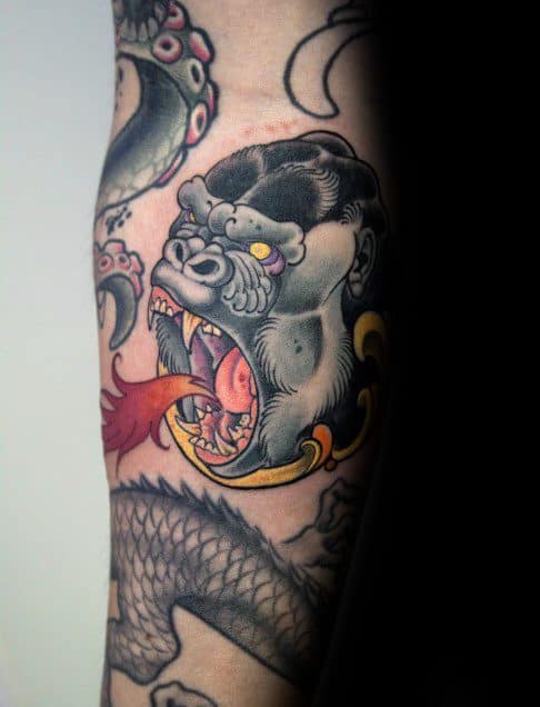Tattoo uploaded by Robert Davies • Neo Traditional Gorilla Tattoo by  Rodrigo Kalaka #Gorilla #GorillaTattoo #NeoTraditionalGorilla  #NeoTraditionalTattoo #RodrigoKalaka • Tattoodo
