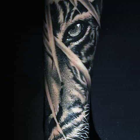 Male Siberian Tiger Eye Tattoo Sleeve