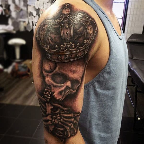 Blackwork Shoulder Crown Tattoo 19 Crown Tattoos That Prove Your Queen  Status  Page 7