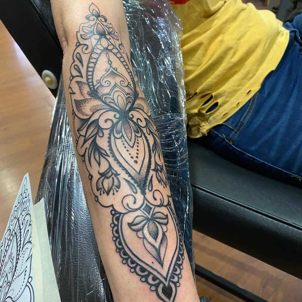 mandala forearm tattoos for women too_scott_to_trott