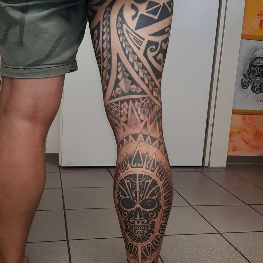 maori-polinesian-leg-sleeve-tattoo-tattoosundo03