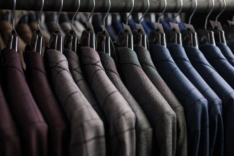men-suit-color