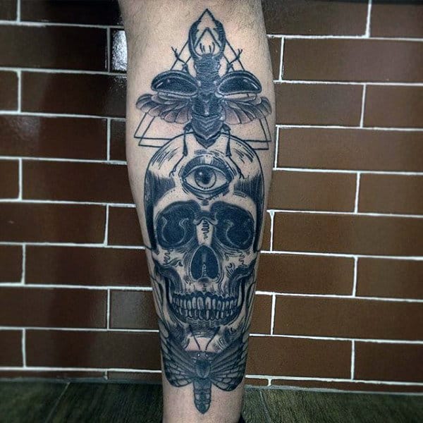 Mens Back Of Leg Moth And Skull With Triangles