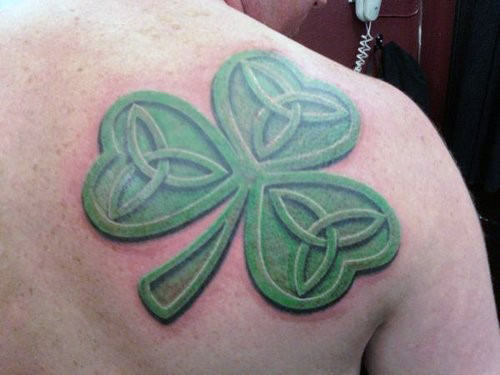 Mens Celtic 3d Shamrock Upper Shoulder Tattoo