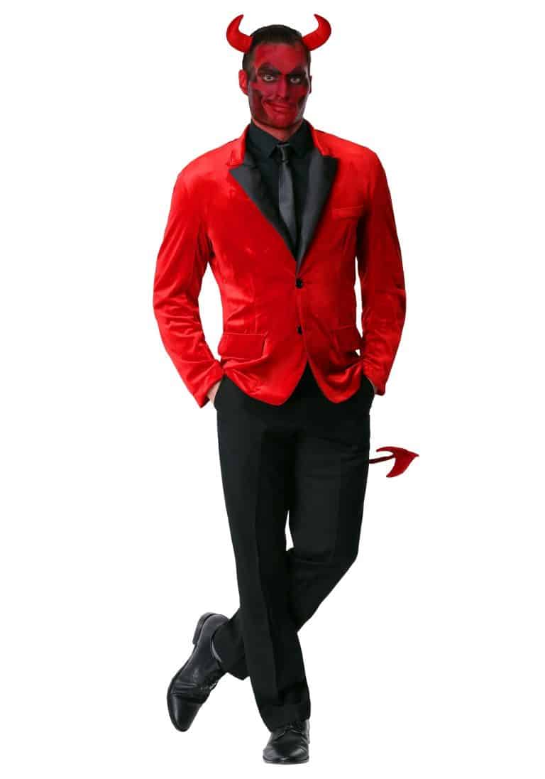 103 Best Halloween Costumes for Men [2024 Style Guide]