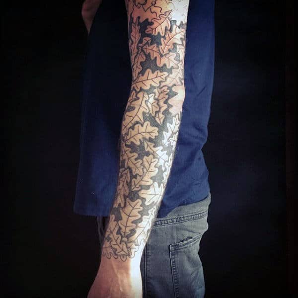 Matching oak leaves tattoos on inner wrists  tattoo idea for a couple  Oak  leaf tattoos Botanical tattoo Botanical tattoo design