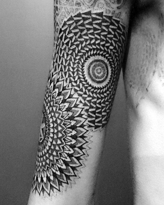 Mens Tattoo Geometric Forearm Pattern Design