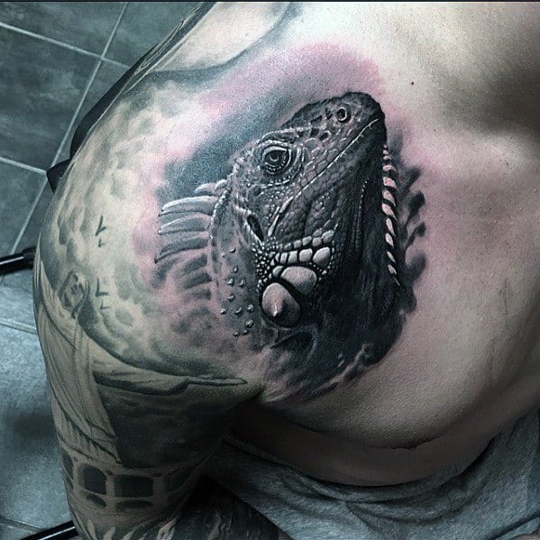 Mens Tattoo Iguana Design