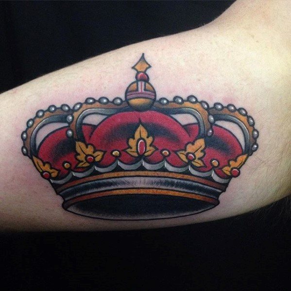 Mens Traditional Crown Tattoo Design Inspiration