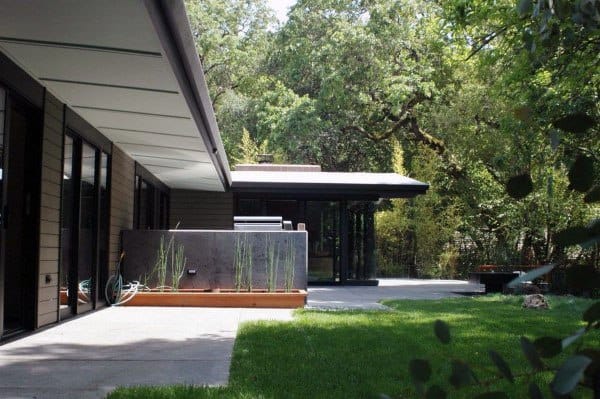 modern concrete patio 