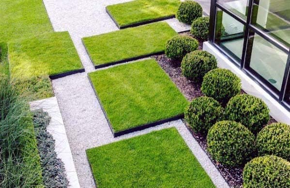 Modern Ideas For Graʋel Landscape With Grass Patches