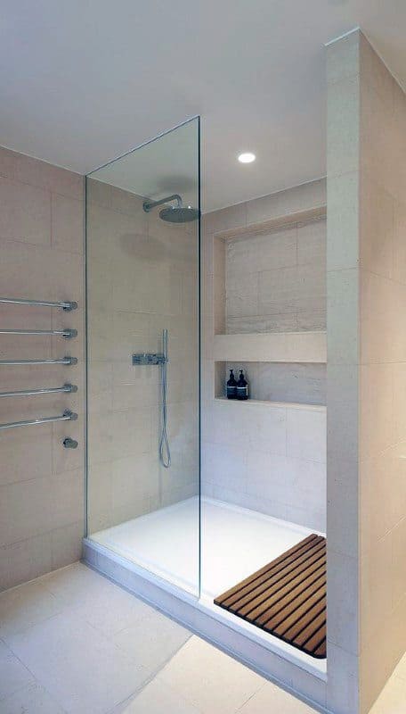 one-color minimalist shower 