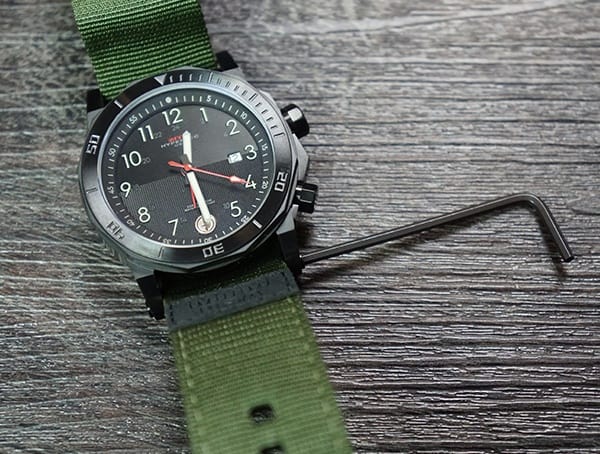 Men's MTM Special Ops Hypertec H-61 Watch Review - Stylish Tactical ...