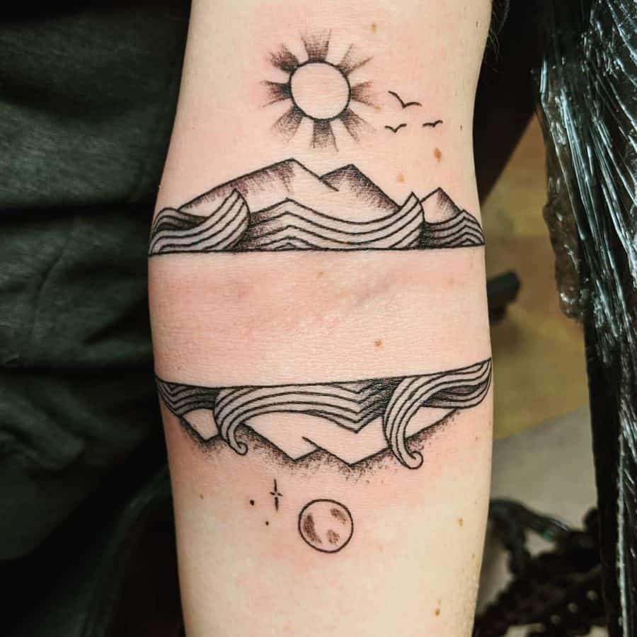 upside-down-sun-moon-tattoo-st.anger_ink