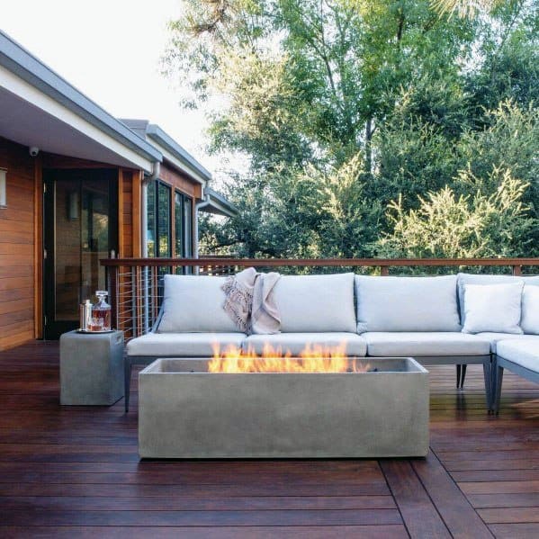 48 Modern Deck Ideas to Transform Your Yard in 2024