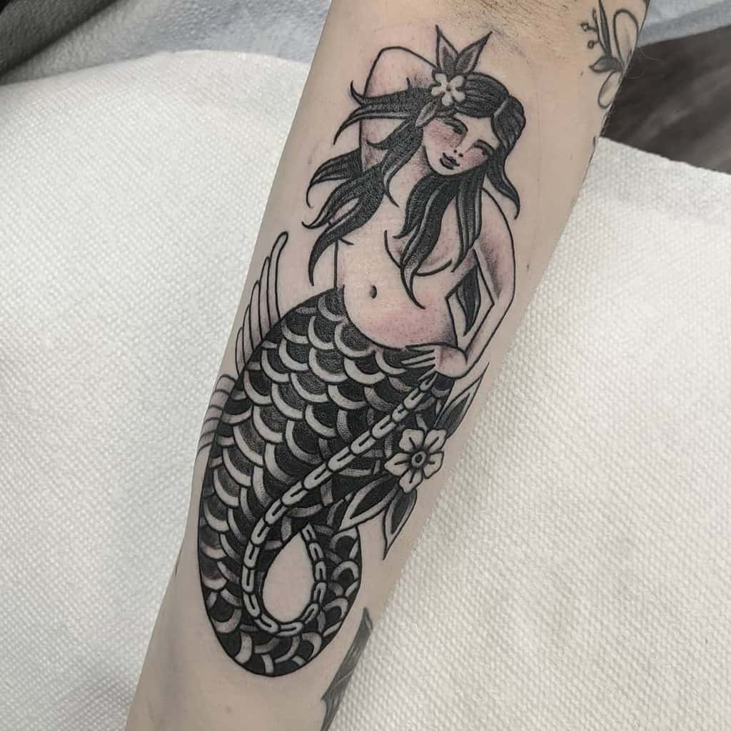 old-lines-black-traditional-mermaid-tattoo-wes.pratt