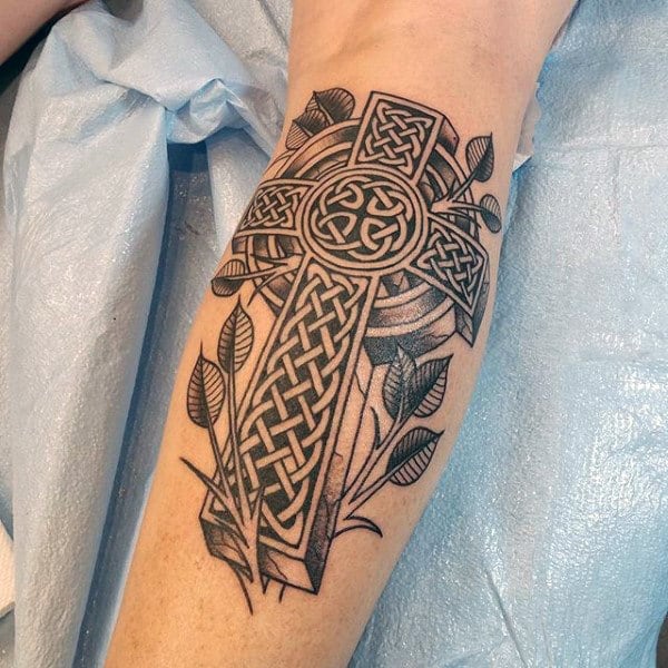 Old School Celtic Cross With Leaves On Back Of Leg Calf