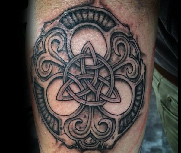 cross ireland christian celtic tattoo celt tatoo pictogram symbol  pictograph Stock Photo - Alamy