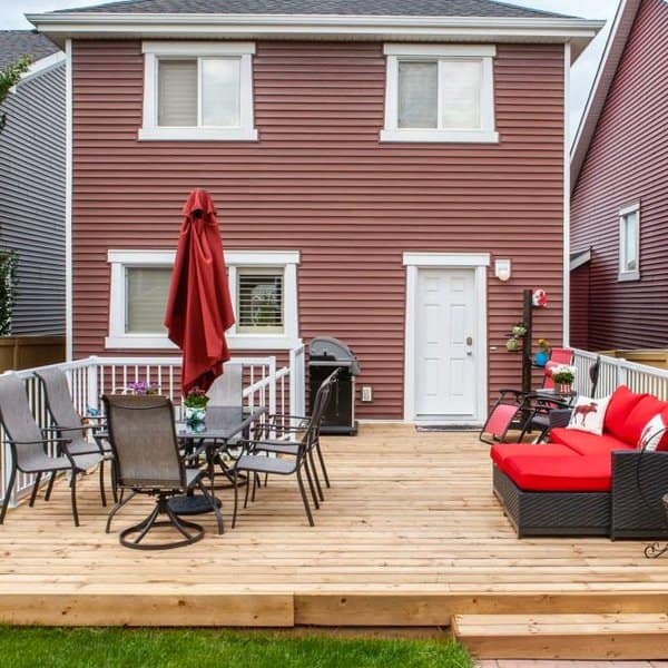 outdoor-living-space-deck-image-4