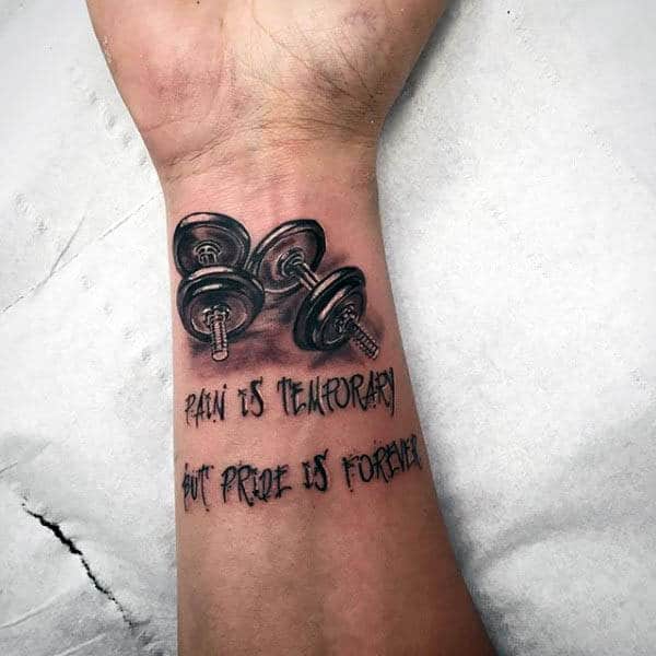 El dolor es un riesgo temporal Ideas de tatuajes con mancuernas para hombres