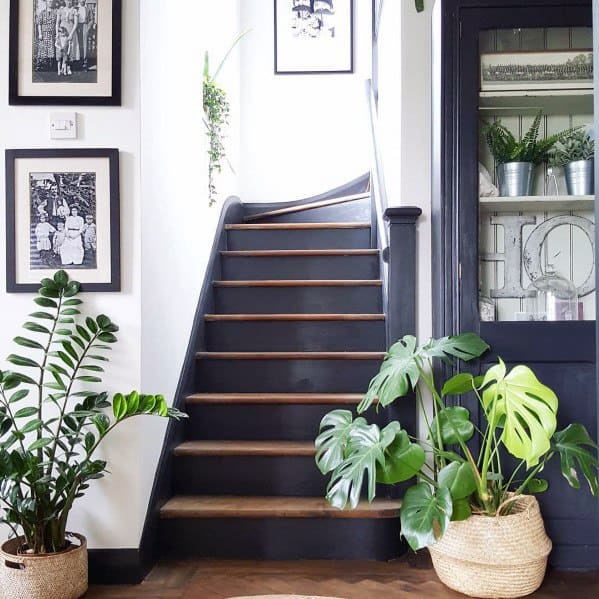 dark grey stairs 