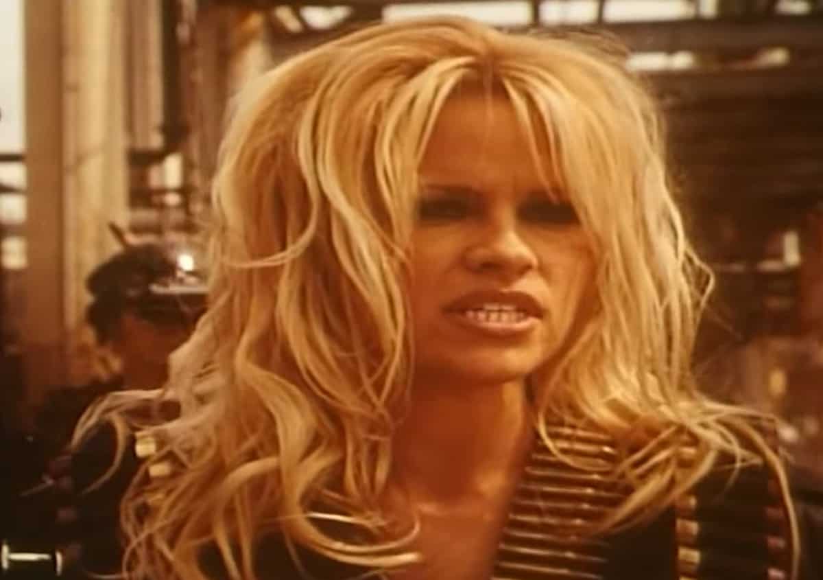 pamela anderson casting barb wire