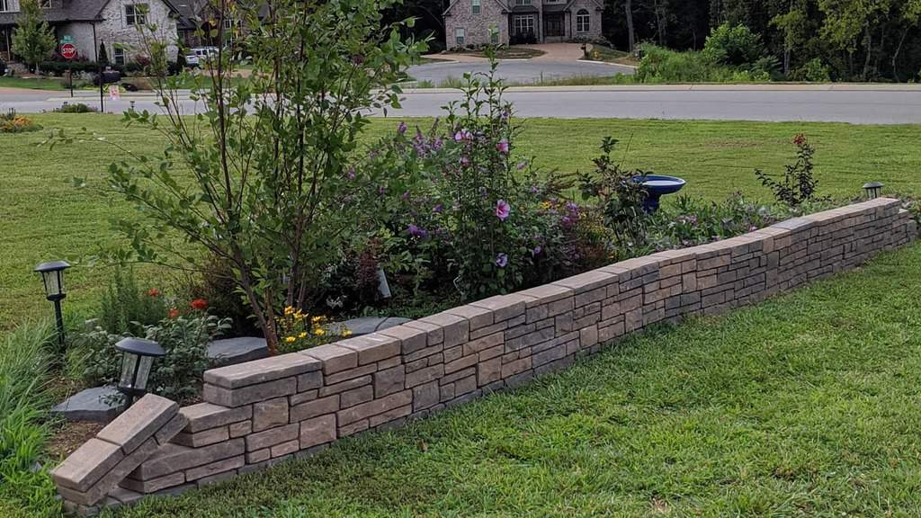 small paver edging wall front yard