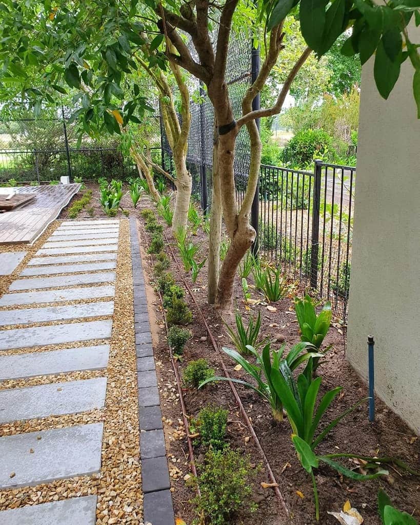 pavers garden edging ideas boland_garden_solutions