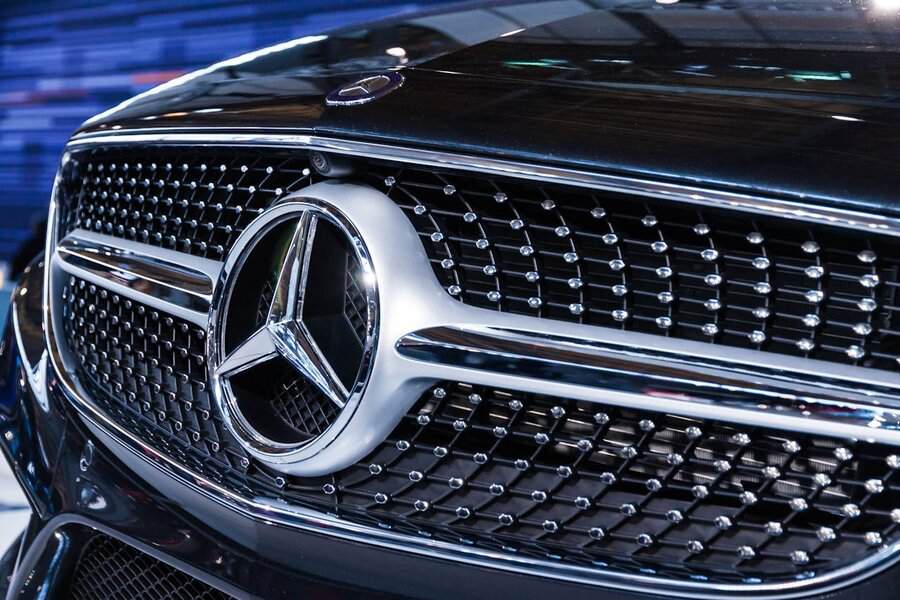 The Smart Buyer’s Guide to Owning a High-End Vehicle