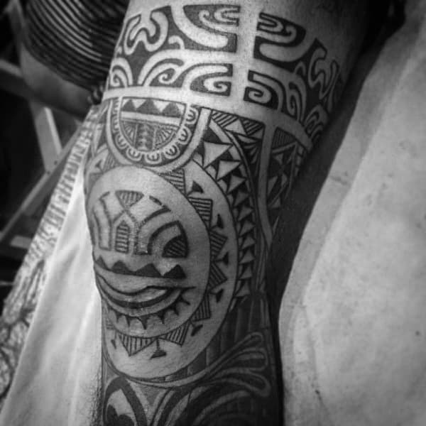 Polynesian Tribal Knee Tattoos For Males
